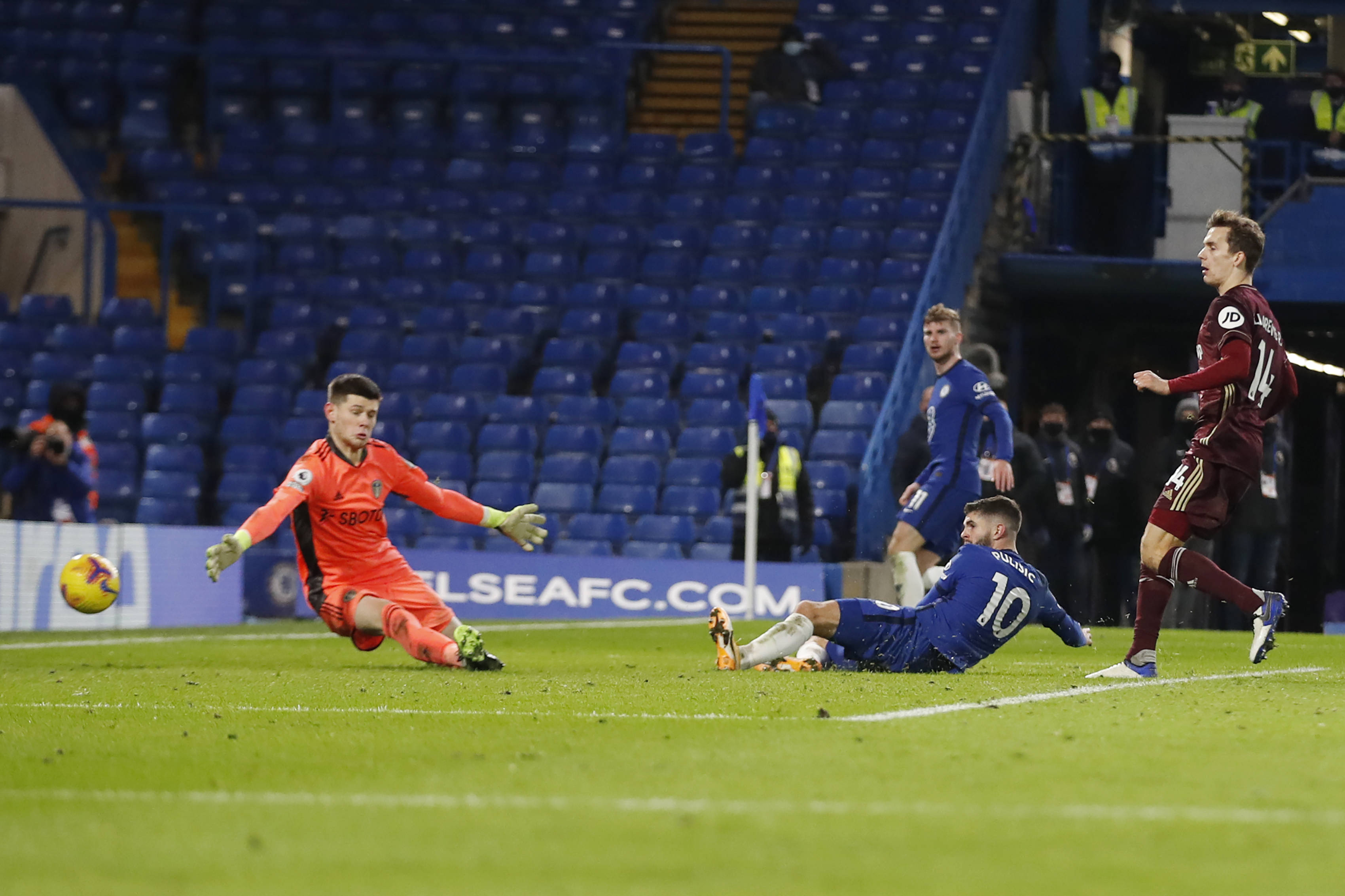 防守和多面 防守和多面